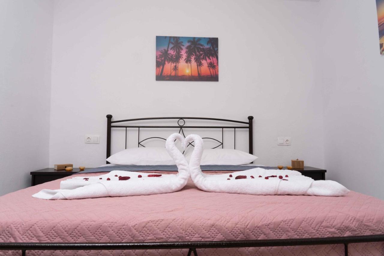 Haritos Holidays Home Pombia Exteriér fotografie